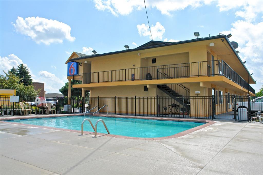 Motel 6-Oshkosh, Wi Exterior photo